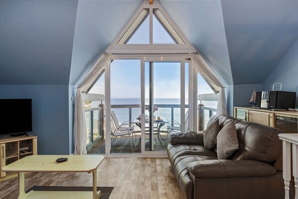 House | 3 bedrooms - The Chandlery - Panoramic Sea Views With Parking (Saundersfoot)