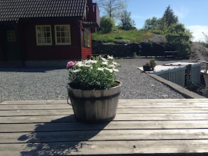 Property grounds - Awesome Home In Hyllestad With Kitchen (Vestland)