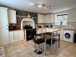 Microwave, oven, dishwasher