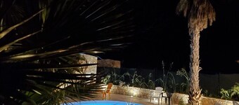 Villa Azur 6 bedrooms and heated pool 18 persons