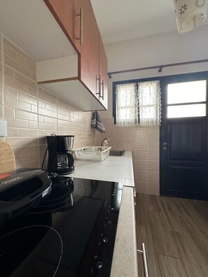 Interior - Genari Beach Apartments - Family sea View Apartment (Pyrgos)