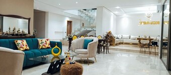  Furnished Villa to Rent - 1500 m² with Swimming Pool - Ideal for Families 