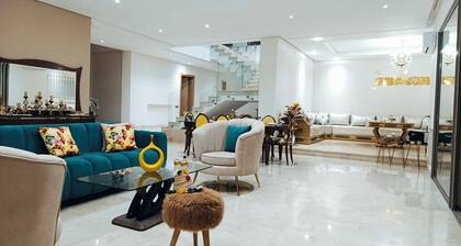  Furnished Villa to Rent - 1500 m² with Swimming Pool - Ideal for Families 