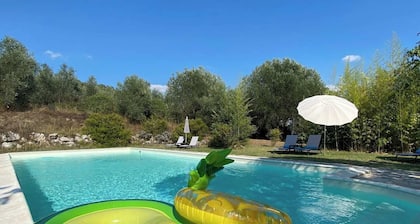 Italian countryside escape close to Rome (1 hr). With pool, gym & calisthenics
