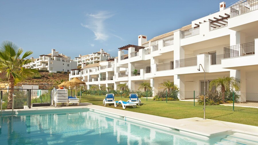 Ojen Apartment Near Golf
