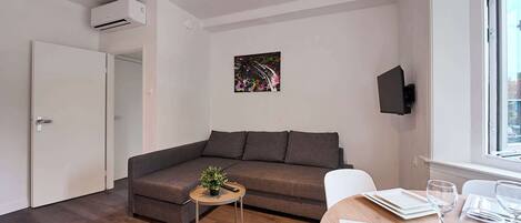 TV, offices
