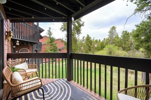 Interior - 6 Mi to Skiing: Condo w/ Balcony in Fraser! (Fraser)