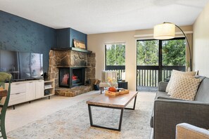 Interior - 6 Mi to Skiing: Condo w/ Balcony in Fraser! (Fraser)