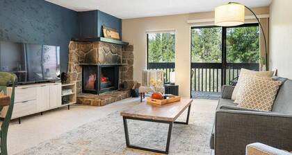 6 Mi to Skiing: Condo w/ Balcony in Fraser!