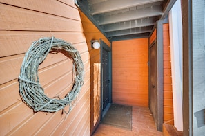 Apartment (1 Bedroom) | Interior - 6 Mi to Skiing: Condo w/ Balcony in Fraser! (Fraser)