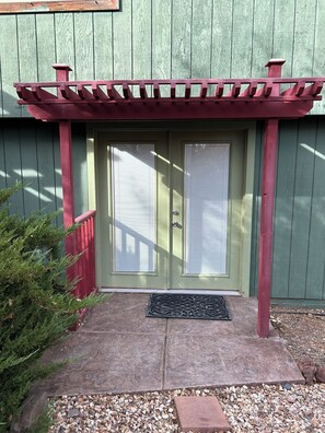 Exterior detail - Spacious Home + private suite with separate entrance. Family friendly! (Prescott)