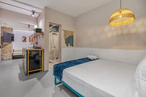 Schreibtisch, Bügeleisen/Bügelbrett, WLAN, Bettwäsche