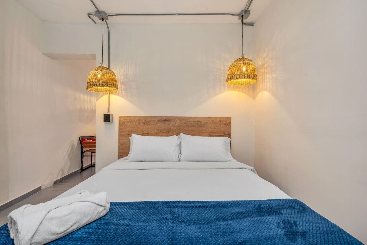 1 bedroom, desk, iron/ironing board, WiFi