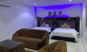 In-room safe, laptop workspace, soundproofing, iron/ironing board - Hogis Luxury Suites and Hotel (Calabar)