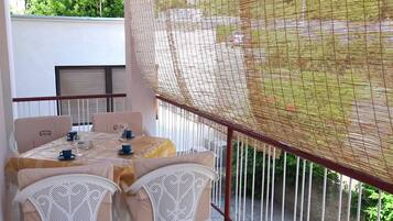 Apartment (Two Bedroom Apartment with Balcony) | Balcony