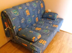 Lägenhet (The Adriatic Corner in Crikvenica) | Vardagsrum | 32-tums platt-tv med satellitkanaler