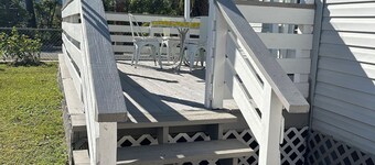 Brown Bunny BnB — Peaceful Retreat in Palmetto FL Outdoors WiFi AC
