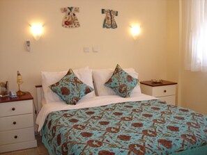 4 Schlafzimmer, Zimmersafe, Bügeleisen/Bügelbrett, Reisekinderbett