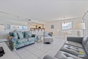 TV - Holiday Villas III-702 Indian Shores-2 BR Coastal Paradise! (Indian Shores)