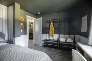 3 bedrooms, WiFi - Bluebird Day - Lodgepole House (Bend)