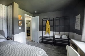 4 bedrooms, WiFi - Bluebird Day - Lodgepole Pine (Bend)