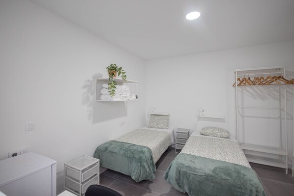 1 habitación, wifi gratis y ropa de cama