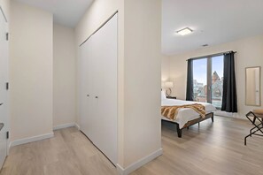 2 slaapkamers, een strijkplank/strijkijzer, wifi, beddengoed