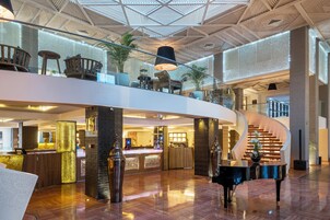 2 bar/lounge, bar a bordo piscina