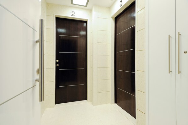 Property entrance - Main street studio and rooms (Zadar)