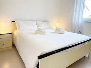 Leilighet | 2 soverom og strykejern/-brett