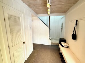 Interior - Fully updated townhome 200 feet from slopes of Windham Mountain (Windham)