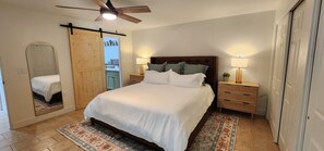 2 Schlafzimmer, Schreibtisch, Bügeleisen/Bügelbrett, kostenloses WLAN