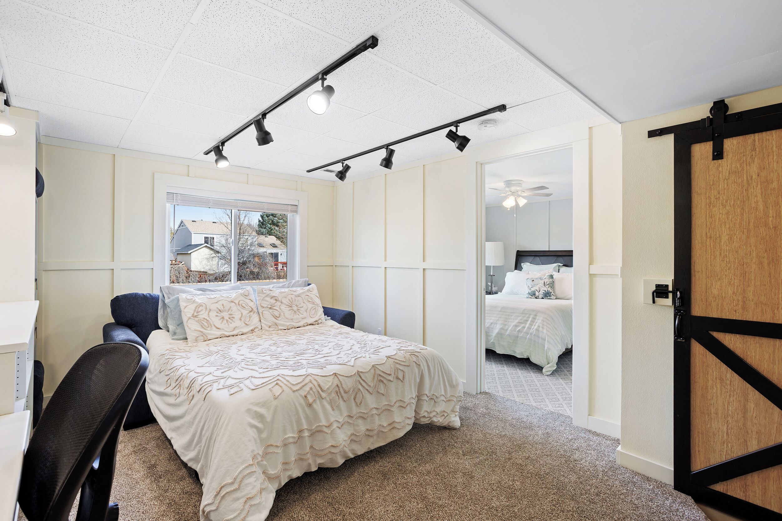 1 chambre, bureau, fer et planche à repasser, Wi-Fi gratuit