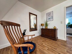 Interior - Bright spacious top floor apartment parking lot castle view #Cosiness Company (Schwerin)