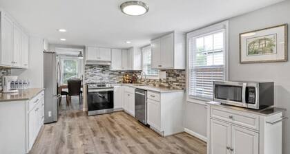 Luxury 4BR Family-Perfect House