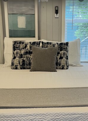 1 Schlafzimmer, Schreibtisch, WLAN, Bettwäsche