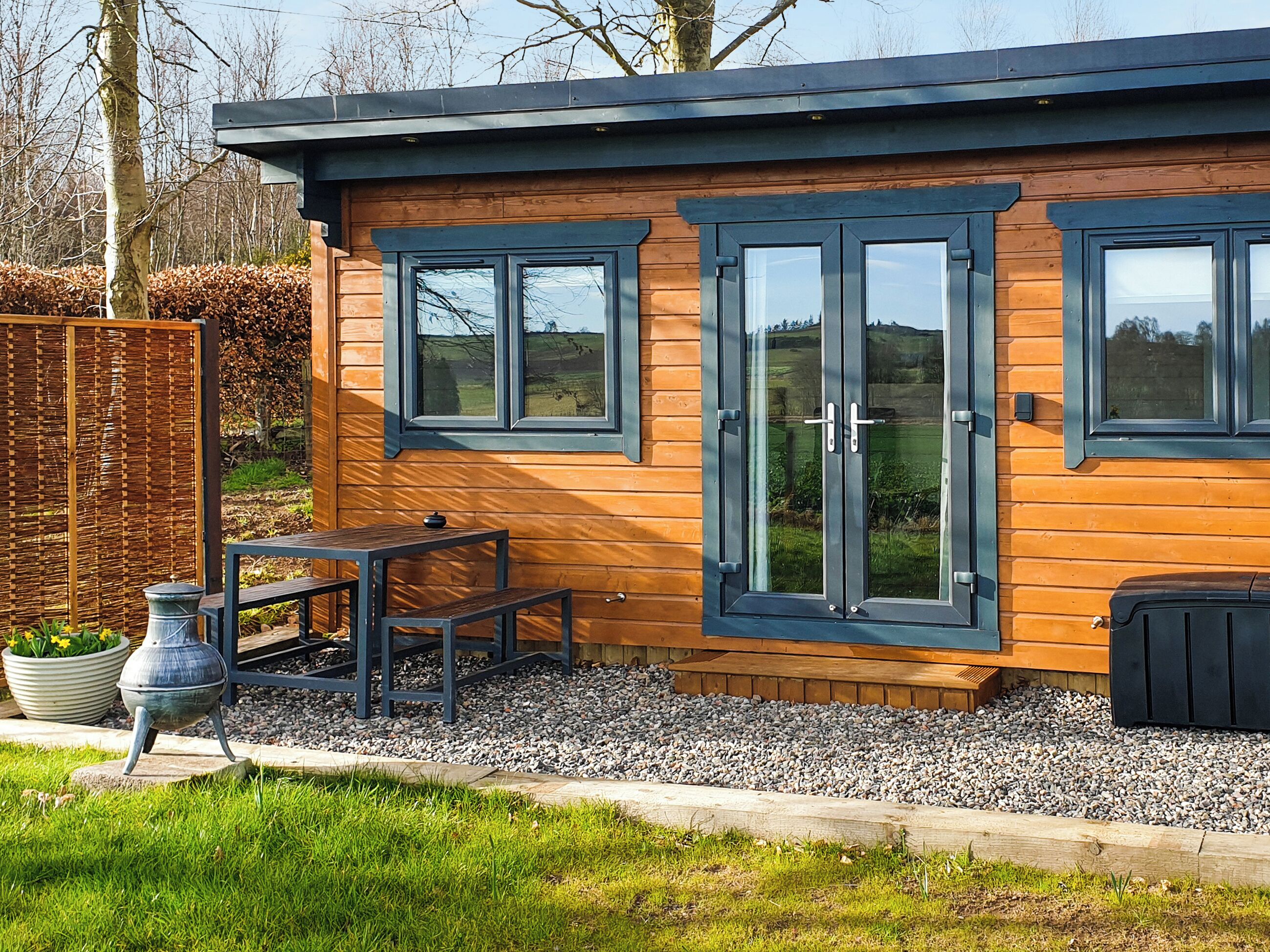 屋外ダイニングエリア