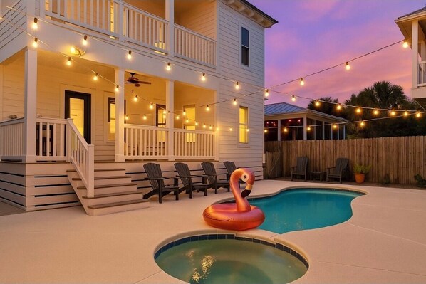 Outdoor pool, a heated pool