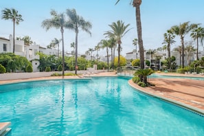 Apartment | Pool