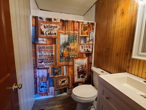 Towels, toilet paper