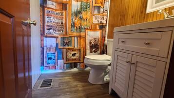 Towels, toilet paper