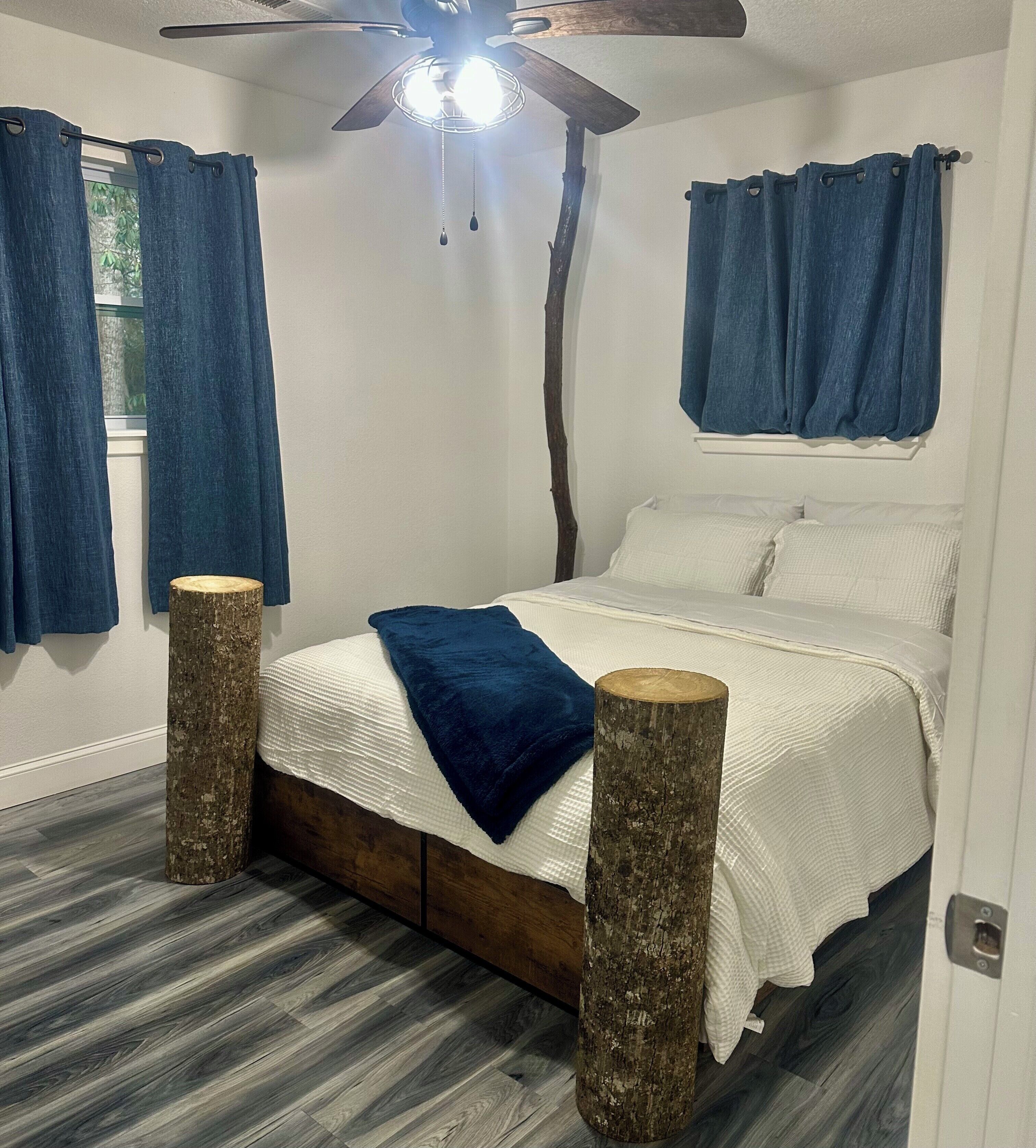 3 bedrooms, free WiFi, bed sheets, wheelchair access