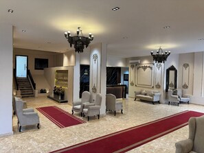 Reception - Master Pyramids Inn (Giza)