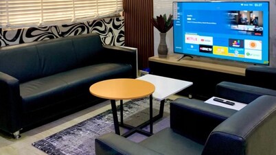 Experience Lekki: Modern 1-Bedroom Cozy Apartment with a style of its own.