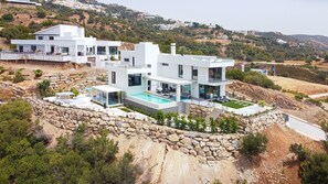 Villa | Pool