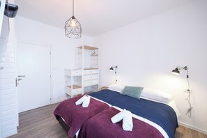 Soundproofing, free WiFi