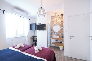 Handdoeken, zeep, shampoo, toiletpapier