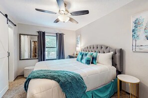 2 bedrooms, iron/ironing board, WiFi, bed sheets