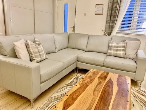 3 Bed Cottage nr Bike Park Wales/PenyFan/Brecon