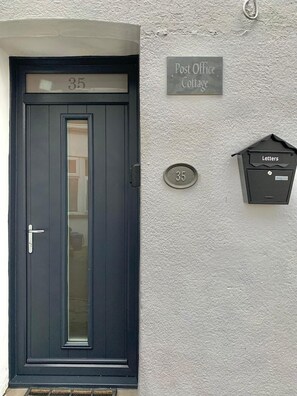 Exterior detail - 3 Bed Cottage nr Bike Park Wales/PenyFan/Brecon (Bedlinog)